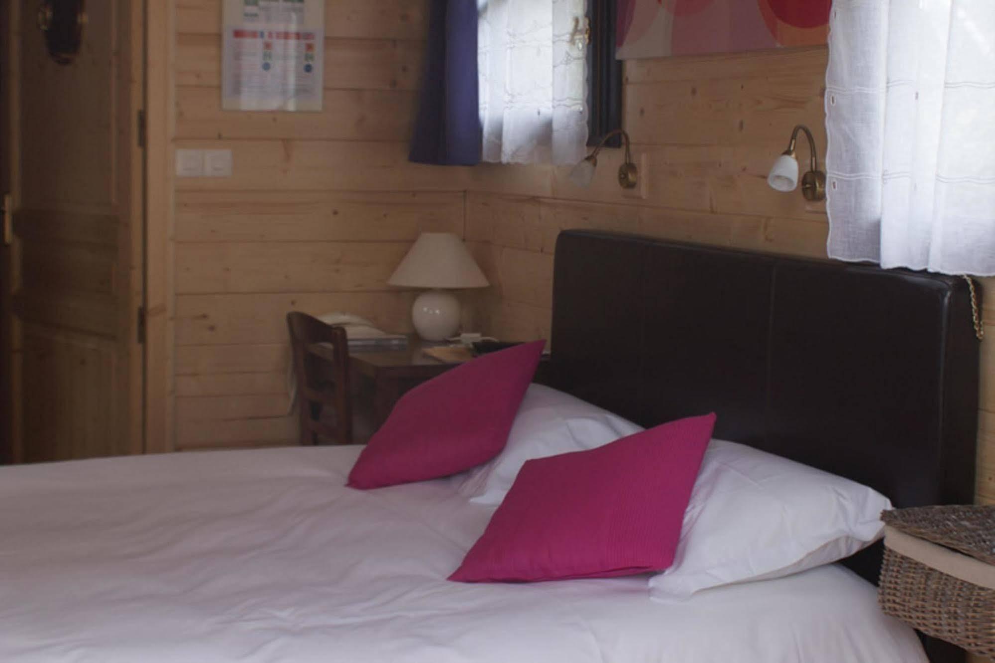 Auberge La Tomette, The Originals Relais Vitrac  Εξωτερικό φωτογραφία