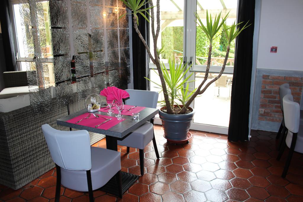 Auberge La Tomette, The Originals Relais Vitrac  Εξωτερικό φωτογραφία