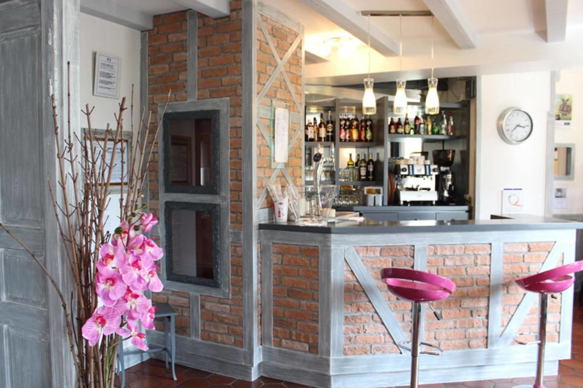 Auberge La Tomette, The Originals Relais Vitrac  Εξωτερικό φωτογραφία